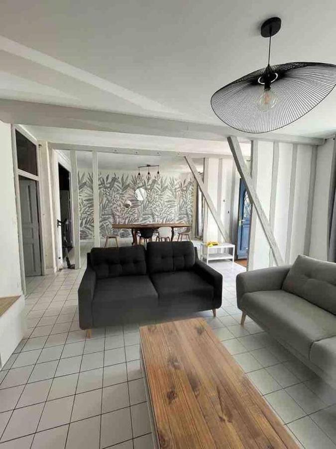 Logement Centre Ville 1 A 4 Chambres Alencon Exterior photo